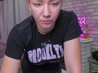 saracoksss from CamSoda is Freechat