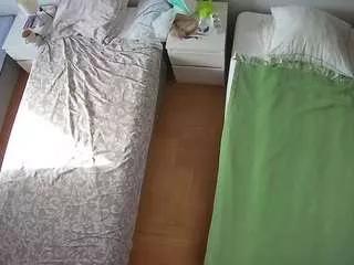 voyeurcam-julmodels-bed-5 from CamSoda is Freechat