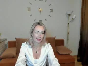 julia__cherry_ from Chaturbate is Freechat