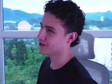 theohawke_ from Chaturbate is Freechat