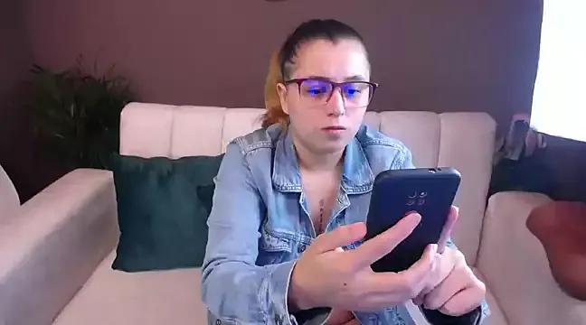 feelina_firesoul from StripChat is Freechat