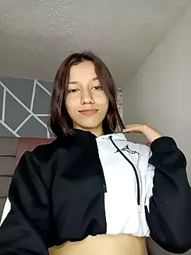 MarianaManson from StripChat is Freechat