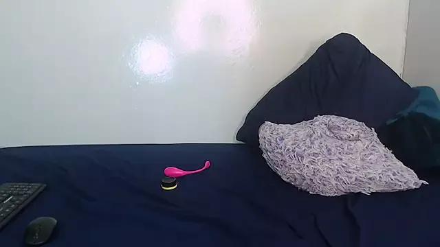 MesteriasSexyladyxx from StripChat is Freechat