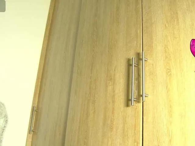 aidaadams on BongaCams 