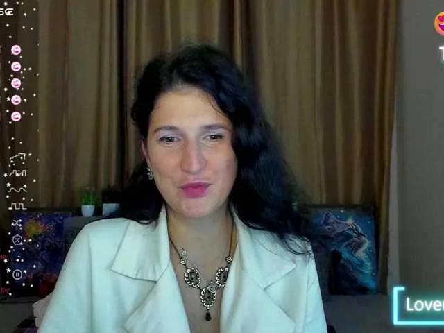 AliannaSoloKisses — Freechat on BongaCams