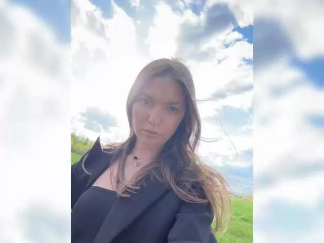 ann-den on BongaCams 