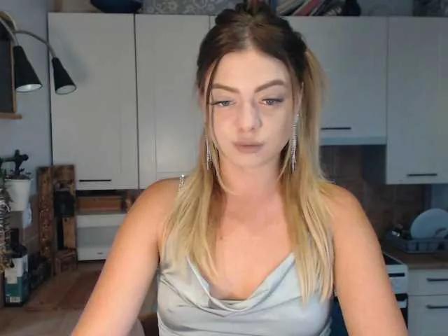 BuffyFire on BongaCams 