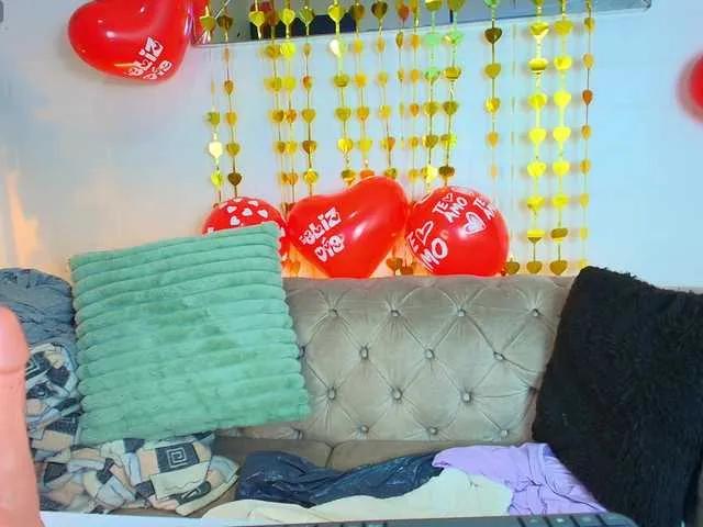 Avatar of EllenaBoobs