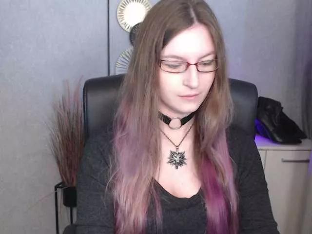 EmmaHeart on BongaCams 