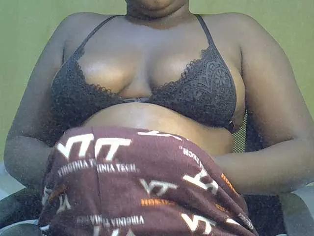 Hairypusssy on BongaCams