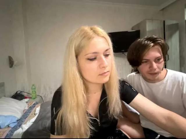 Hikkiii on BongaCams 