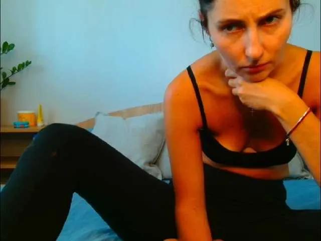 Irina9793 on BongaCams