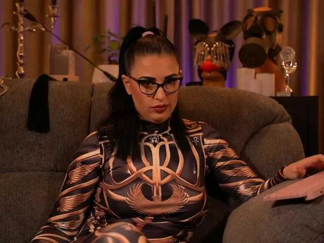 KellyKent on BongaCams 