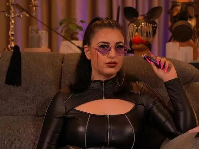 KellyKent on BongaCams 