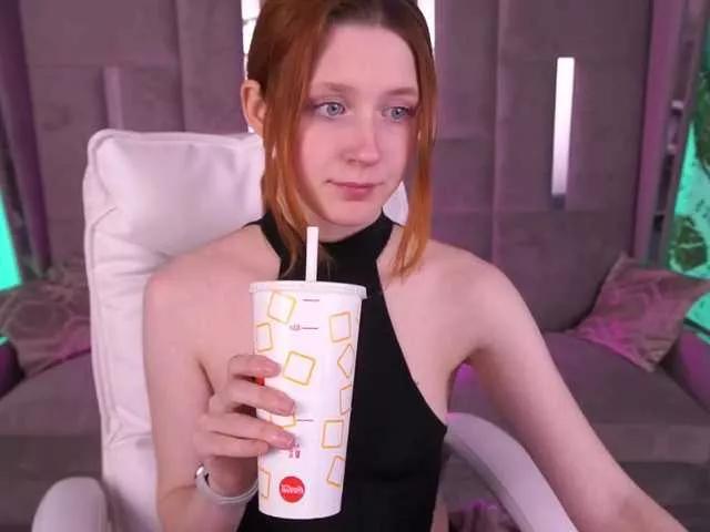 LiluReds on BongaCams 