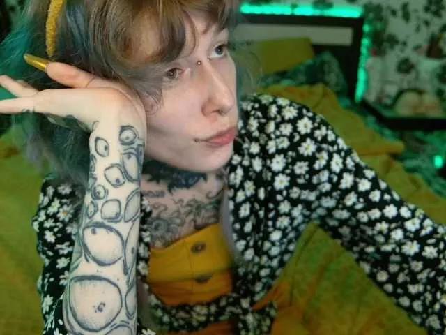 LittleSpaceMouse- on BongaCams 