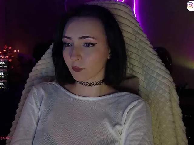 LollyGirlMoon on BongaCams 