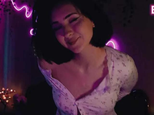 LollyGirlMoon on BongaCams 