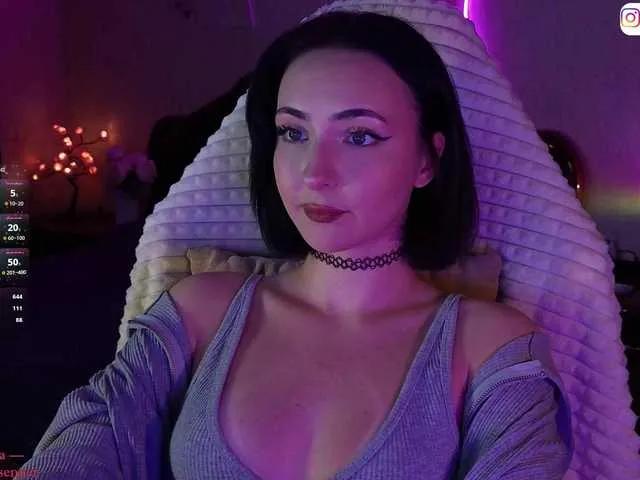 LollyGirlMoon on BongaCams 