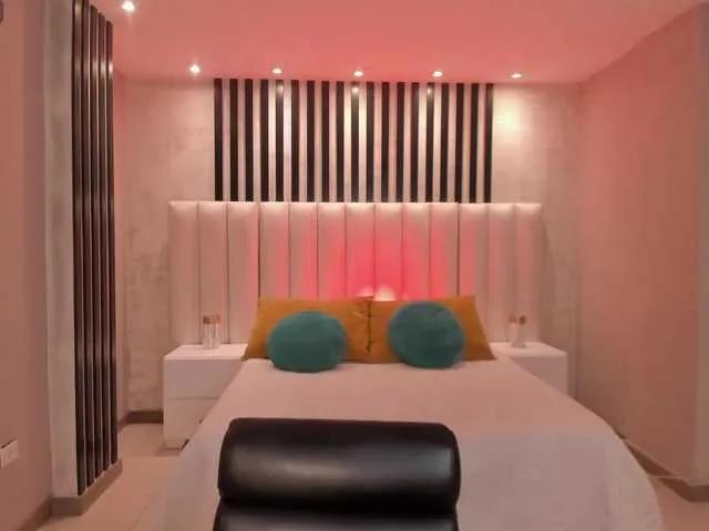 LucyWeiss on BongaCams