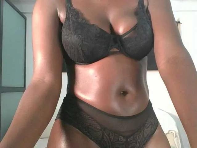 BongaCams miss-cathy is Freechat miss-cathy — Good lovense vibrations and contant pussy rubbing.