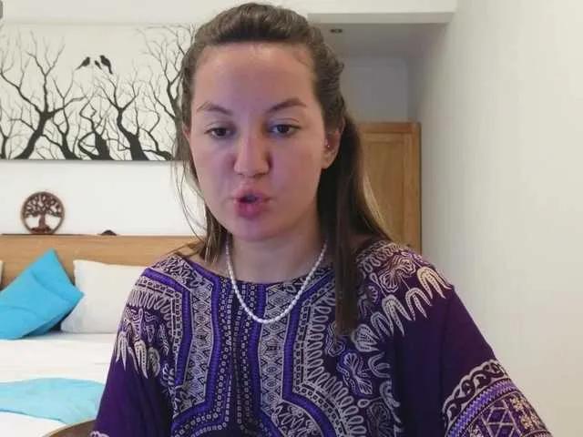 Nelly-Fischer — Freechat on BongaCams