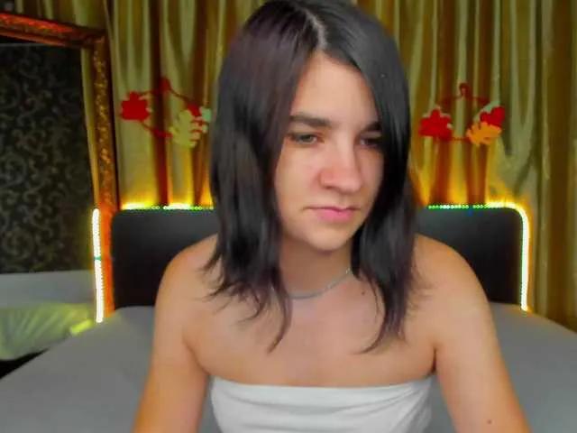 Polly-Love — Freechat on BongaCams