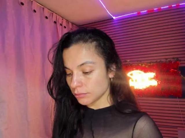 rosse2504 on BongaCams 
