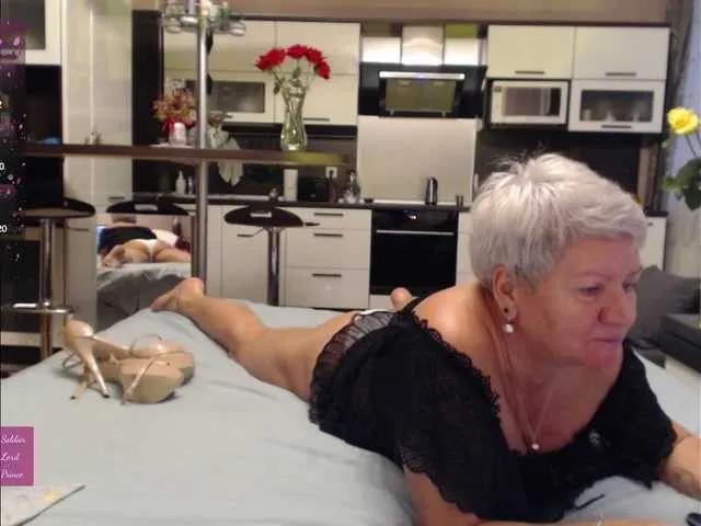 roxana-brooks's avatar