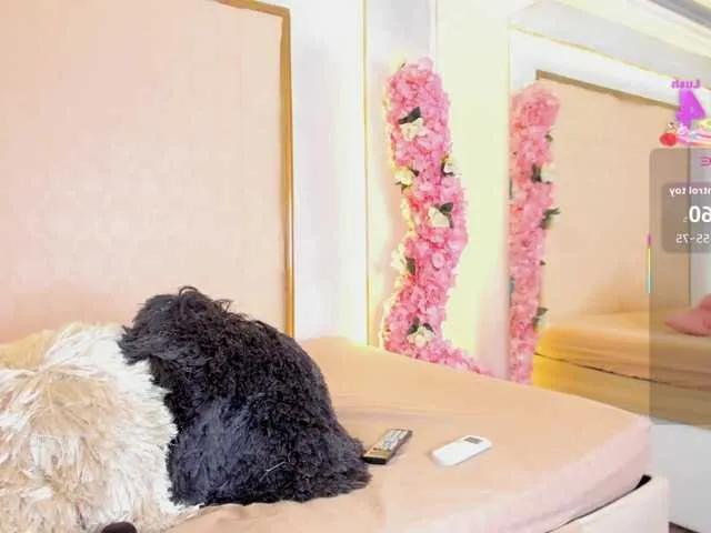 Roxxana-queen on BongaCams 