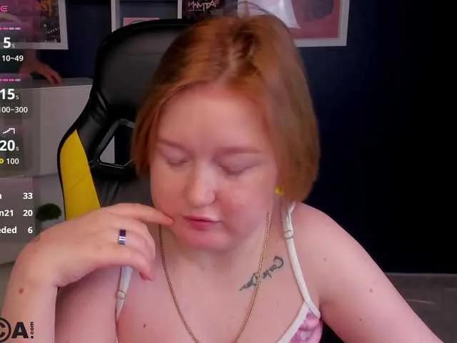 Sara-Moor — I'm turned on by hands, interesting fantasies and submission