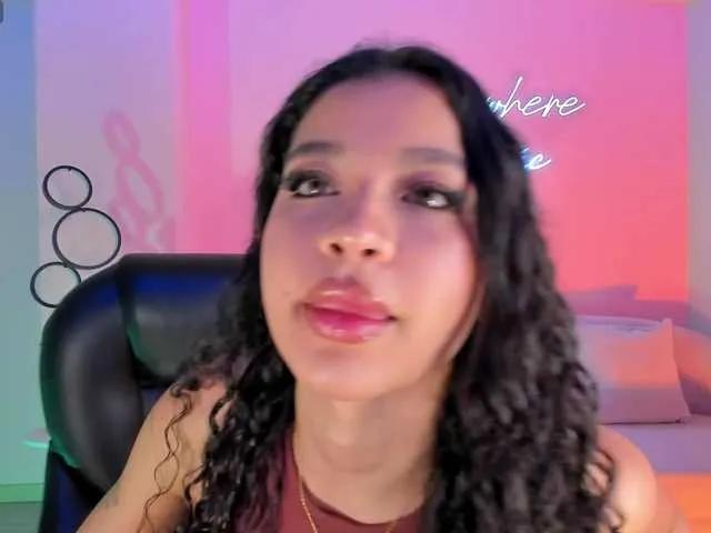 SophieHouston on BongaCams