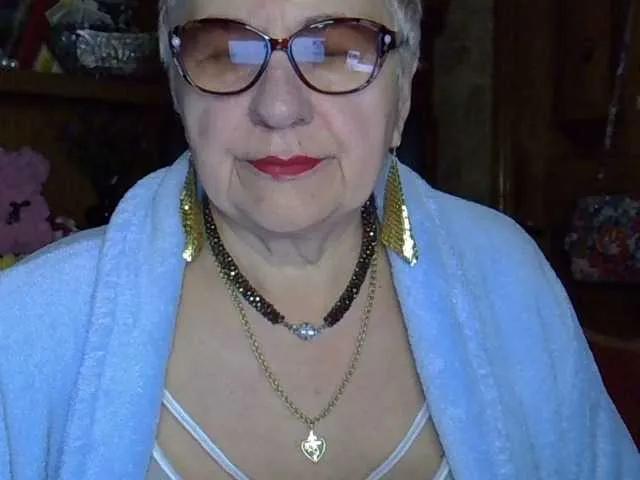 SweetCherry00 — gentle and not greedy when giving tokens