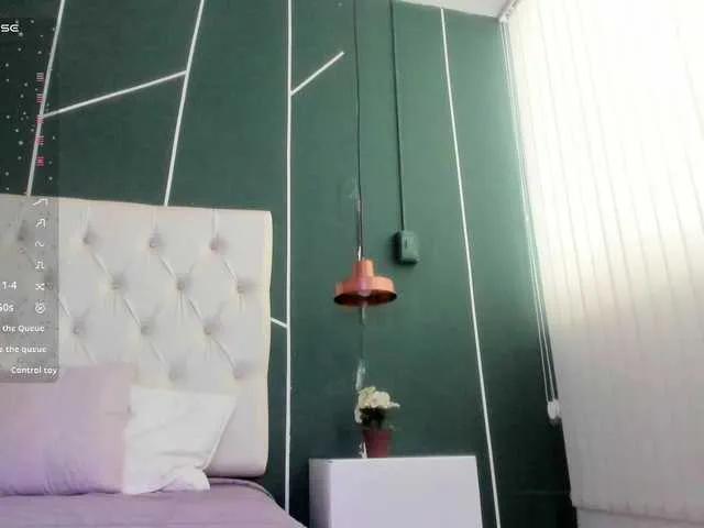 BongaCams VeronicaLanz is Freechat VeronicaLanz — I love to be treat as a bad bitch, spit, spanks! Loving hard sex, I want to be domminated for a real man!