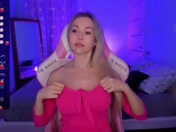 adeleroberts's avatar