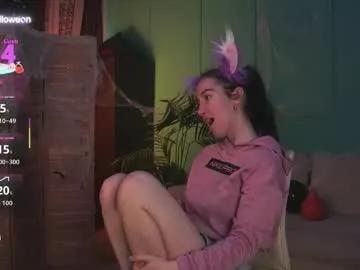 belle_via — flash tits #british #cum #c2c #halloween   #feet [0 tokens remaining]