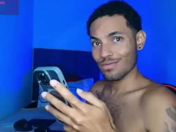 colinlatinbrown on Chaturbate