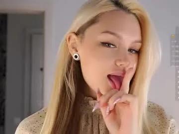 emmiemurray on Chaturbate