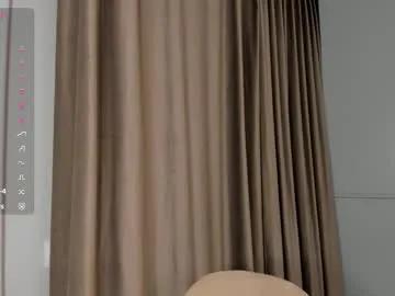 flirtykitty_ — GOAL: MASTURBATE UNTIL SQUIRT [998 tokens remaining]   430053333 #teen #bigboobs #squirt #lovense #bigass