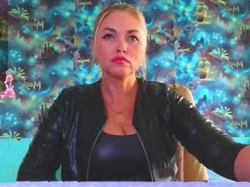 goddess_isabella11 on Chaturbate 