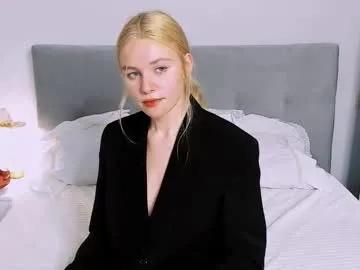 Chaturbate howimeturmum is Freechat howimeturmum — join the dark side // GOAL: show the outfit #skinny #stockings #tease #hairy #blonde