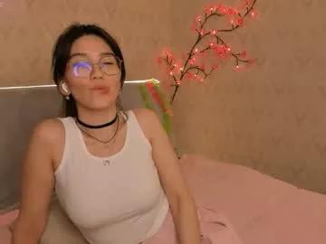 iris_on_cam on Chaturbate 