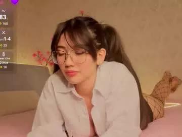 iris_on_cam on Chaturbate 