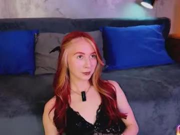 izi_fox on Chaturbate