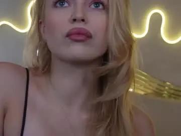 Avatar of kelly_peachpiee