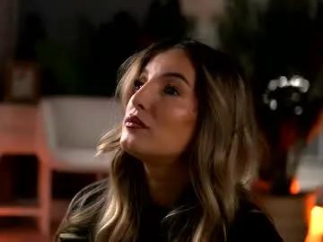 kellymathews on Chaturbate 