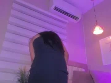 khloe_sweeet — Welcome to my room, prepare to be immersed in a TSUNAMI of pleasure. #skinny #latina #young #sensual #feet [30 tokens remaining]