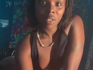 kinkycoupleinteracial on Chaturbate 