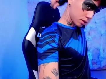 kiss_whitee on Chaturbate 