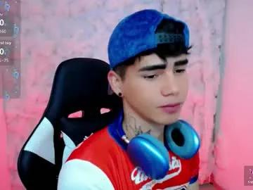 kiss_whitee's avatar